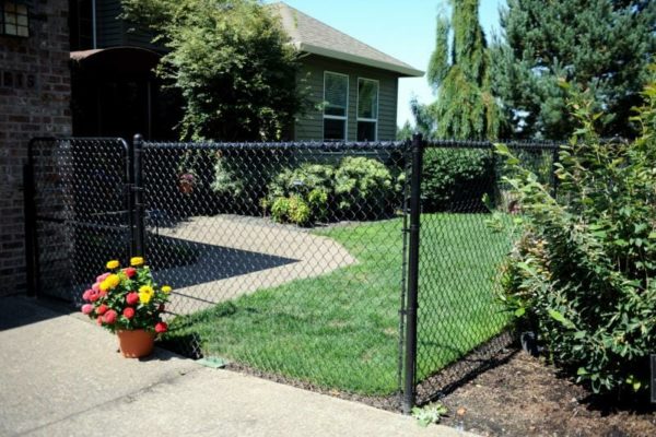 Image for Affordable Residential Uses For Chain Link Fencing