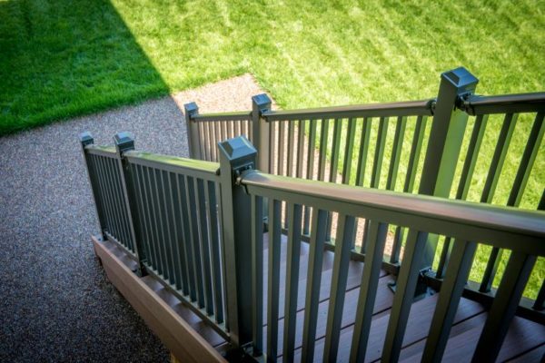 Image for 4 Popular Benefits Of An Aluminum Railing