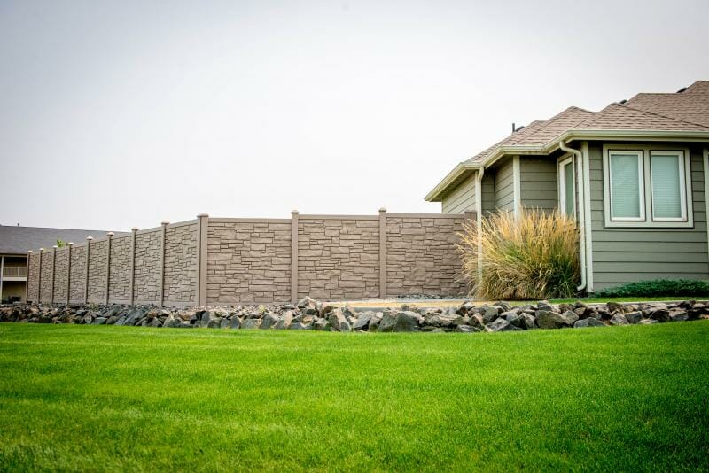 EcoStone Rock Fenceline