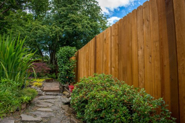 The Ultimate Guide to Staining your Fence or Deck