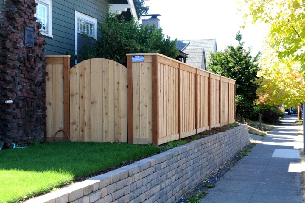 1038 Cedar Picture Frame Fencing Cedar Picture Frame Fencing with a round top gate