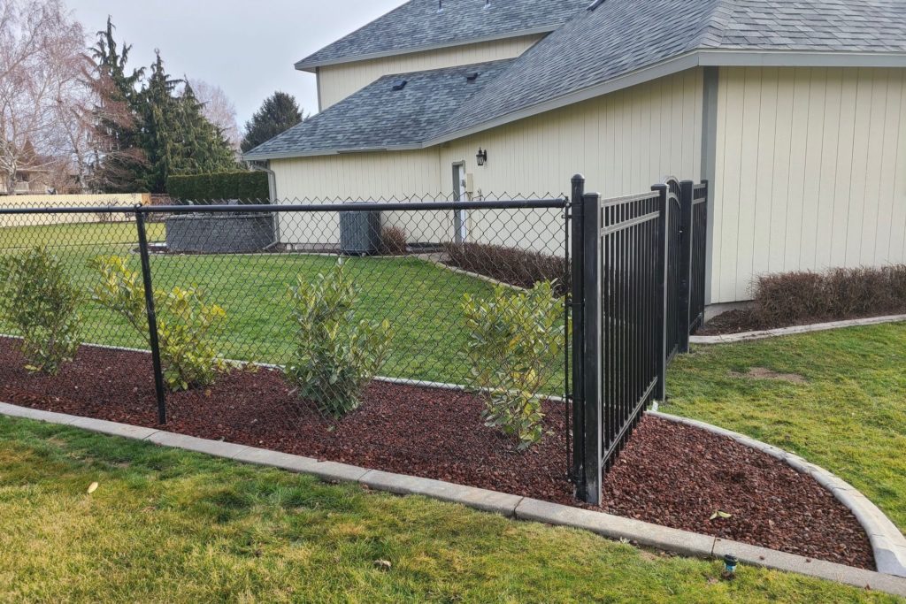 1003 Chain Link Fencing Chain Link Fencing and aluminum fencing