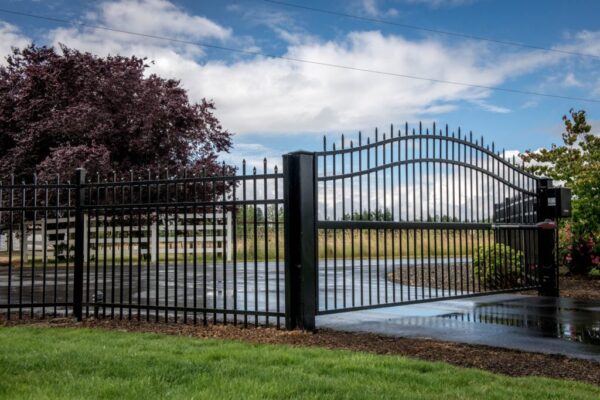 Image for What Kind Of Driveway Gate Do I Need?