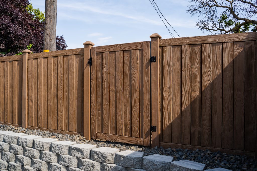 1104 Simulated Gates Simulated Wood Fence Gate