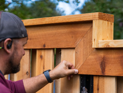 cedar fence install design cedar fence install design