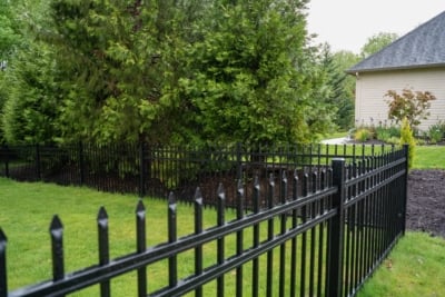1074 Regis Aluminum Fencing Aluminum Fencing with spears