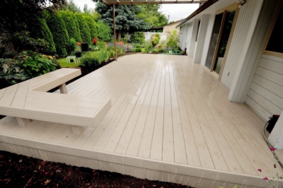 1008 Benches corner deck bench by Rick's