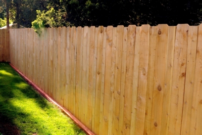 1032 Custom Cedar Fencing Custom Decorator Style fence combining 6 inch and 4 inch wide boards