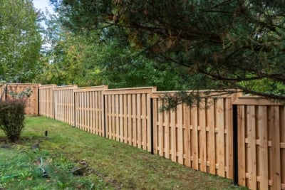 1007 Fencing Cedar Good Neighbor Good Neighbor with metal posts and trim in Sherwood, Oregon