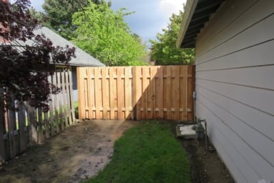 1015 Fencing Cedar Good Neighbor Good Neighbor Fence connected to house