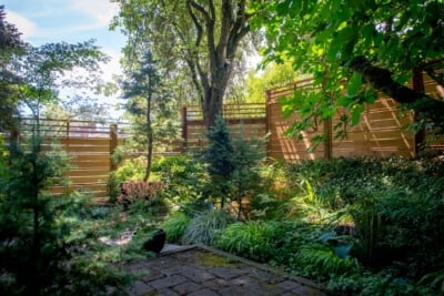 1028 Horizontal Cedar Fencing Stepped horizontal fence