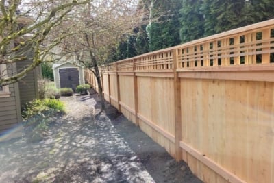 1039 Fencing Cedar Lattice Top A long Catalina lattice top cedar fence.