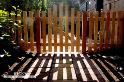 1010 Fencing Cedar Picket A dog eared picket fence gate