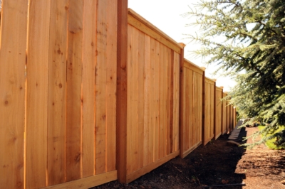 1025 Cedar Picture Frame Fencing Stepped Cedar Picture Frame Fence