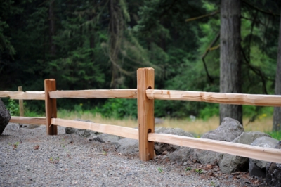 1000 Cedar Split Rail Fencing Rugged Cedar Split Rail Fencing