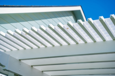 1093 Covers Acrylite Acrylite panels on a vinyl pergola in Richland, WA