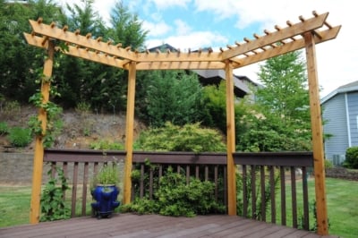 1011 Arbors Deck trellis