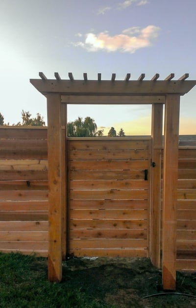 1005 Cedar Gate horizontal cedar gate
