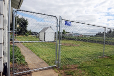 1025 Chain Link Fencing Chain Link gate
