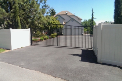 1050 Ornamental Gates steel driveway gate