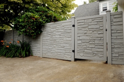 1101 Simulated Gates Allegheny Fence Gate