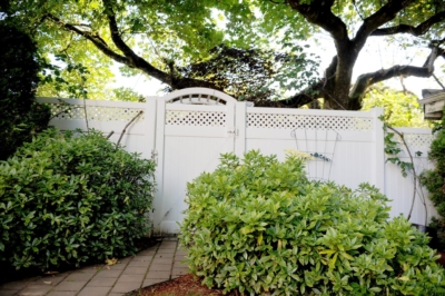 1007 Vinyl Gates Lattice top vinyl gate