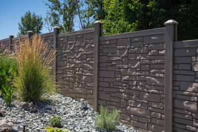 1010 Simulated Rock Fencing