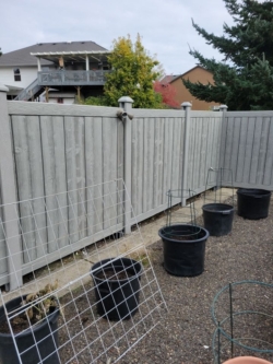 1014 Simulated Wood Fencing