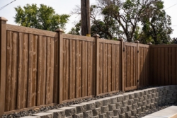 1016 Simulated Wood Fencing