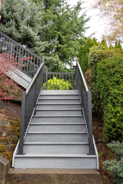 1084 Stairs grey composite deck stairs