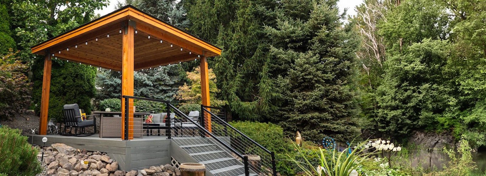 slideshow patio cover.jpg